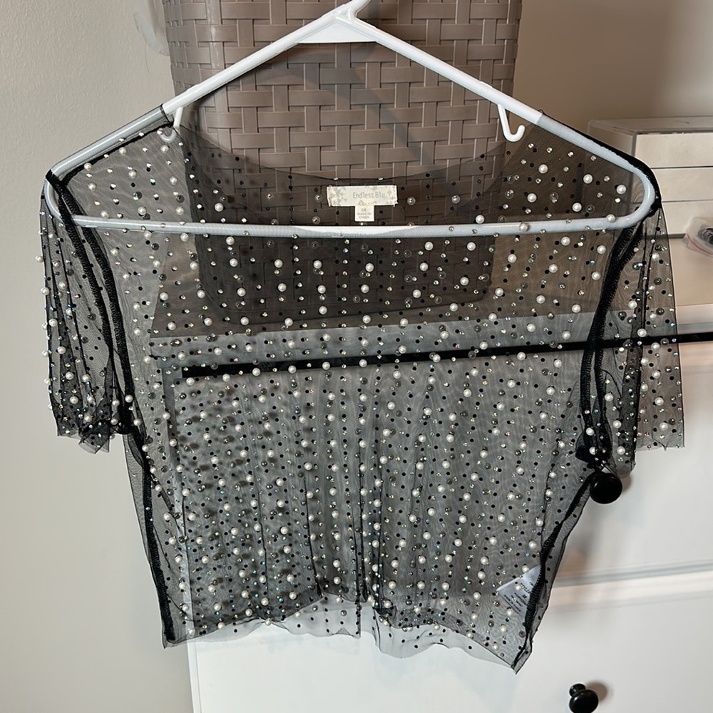 Sheer mesh pearl embellished cropped top size medium